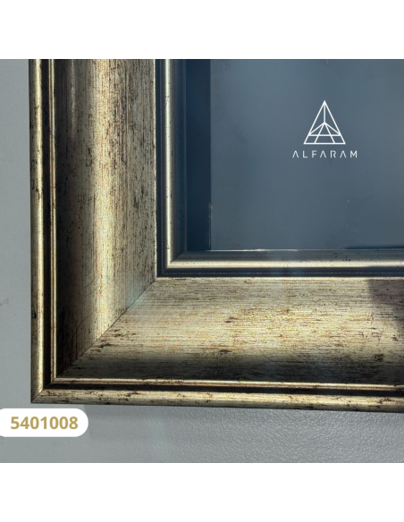 Ogledalo sa zlatnim drvenim okvirom – 5401008