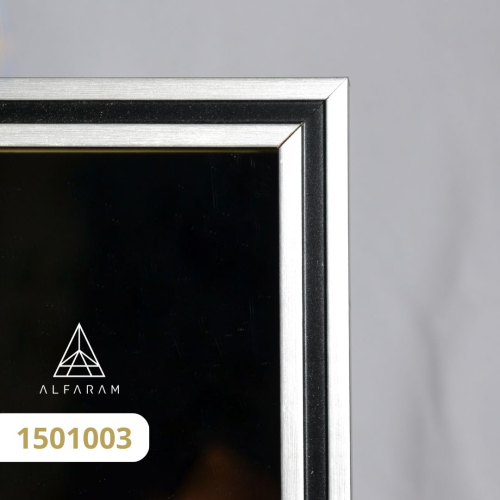 Ogledalo u nježnom, ukrasnom drvenom okviru - 1501 - boja okvira po izboru