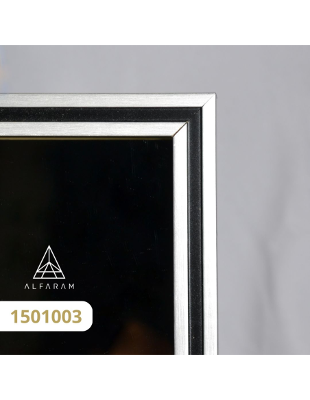 Ogledalo u nježnom, ukrasnom drvenom okviru - 1501 - boja okvira po izboru